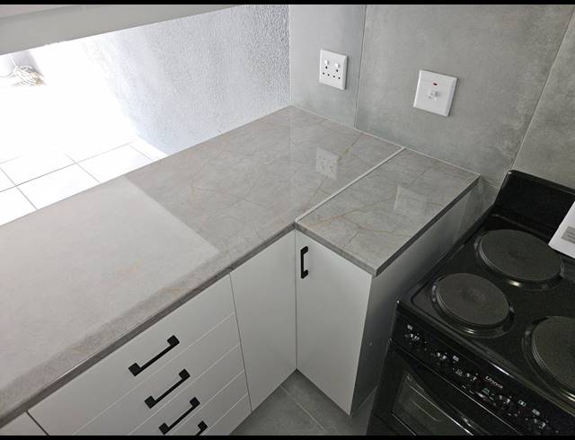 2 BEDROOM APARTMENT TO LET IN MORGENSTER